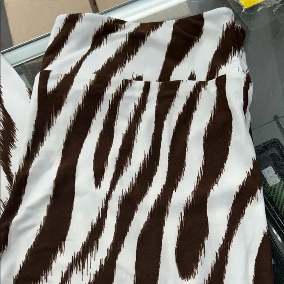 LuLaRoe TC2 Leggings Brown White Zebra Print Stretch Plus Size - Picture 3 of 6